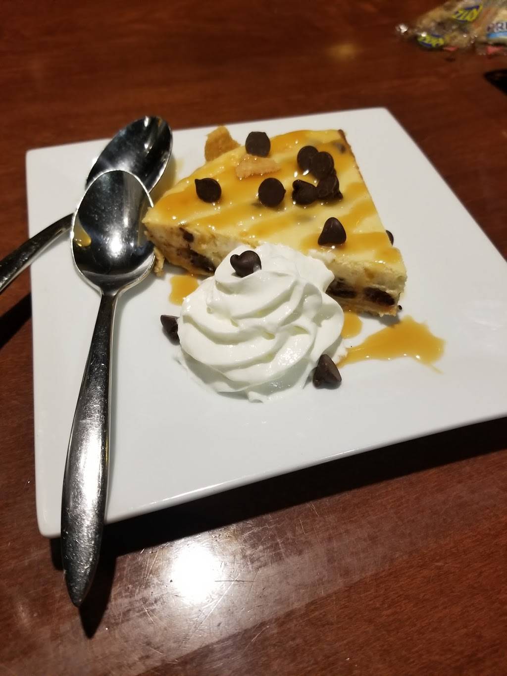 Twin Bridges Restaurant | restaurant | 100 Jackpot Pl, Wyandotte, OK 74370, USA | 9186786456 OR +1 918-678-6456