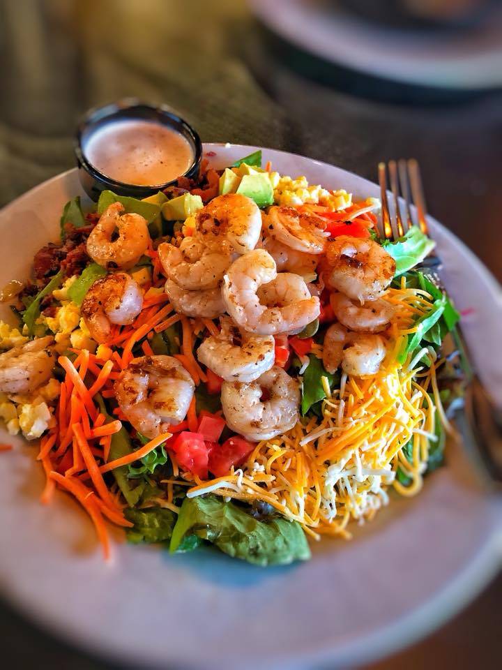 Smokin Fins Restaurant - Highland Ranch | restaurant | 1104 Cpl Max Donahue Ln #102, Highlands Ranch, CO 80129, USA | 7205943467 OR +1 720-594-3467