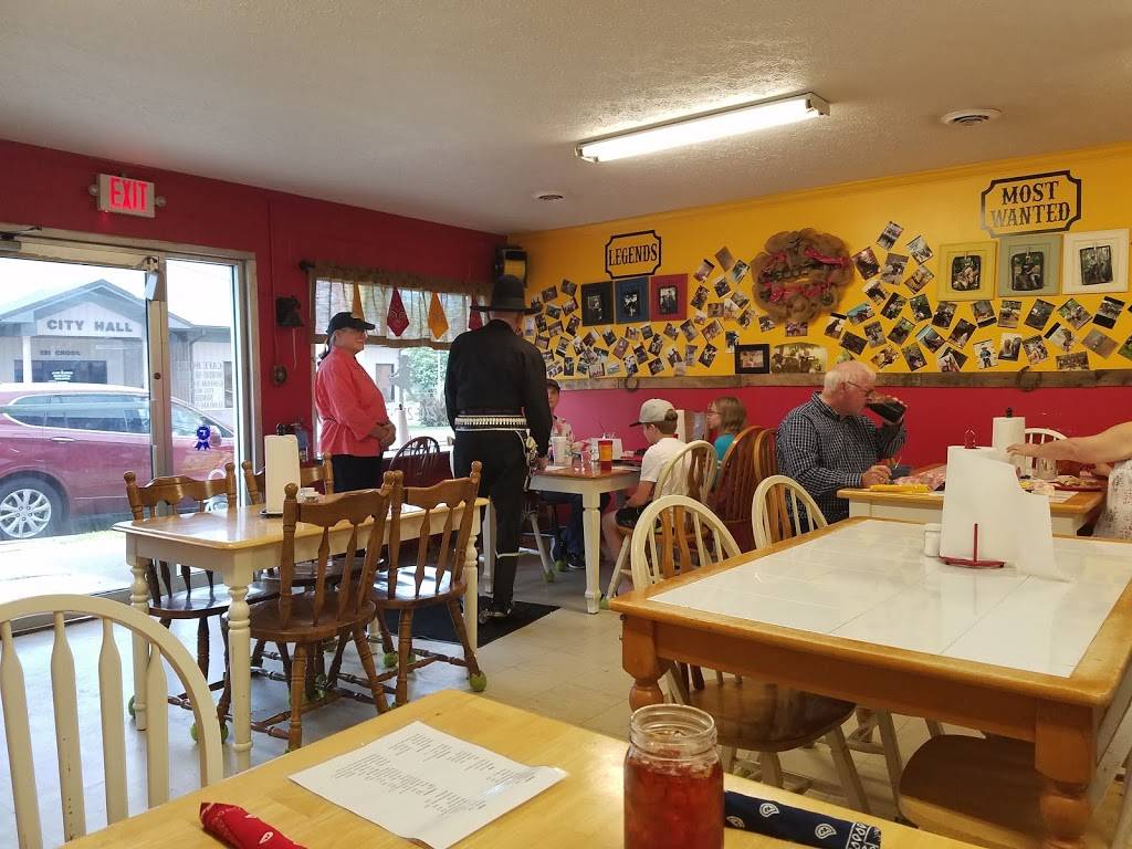 Sissys Cafe | restaurant | 130 Cross St, Mortons Gap, KY 42440, USA | 2702587012 OR +1 270-258-7012