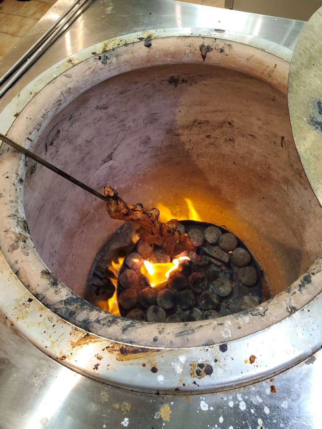 BAR B QUE TONIGHT EXPRESS | restaurant | 50 S Pearl St, Albany, NY 12207, USA | 5189773339 OR +1 518-977-3339