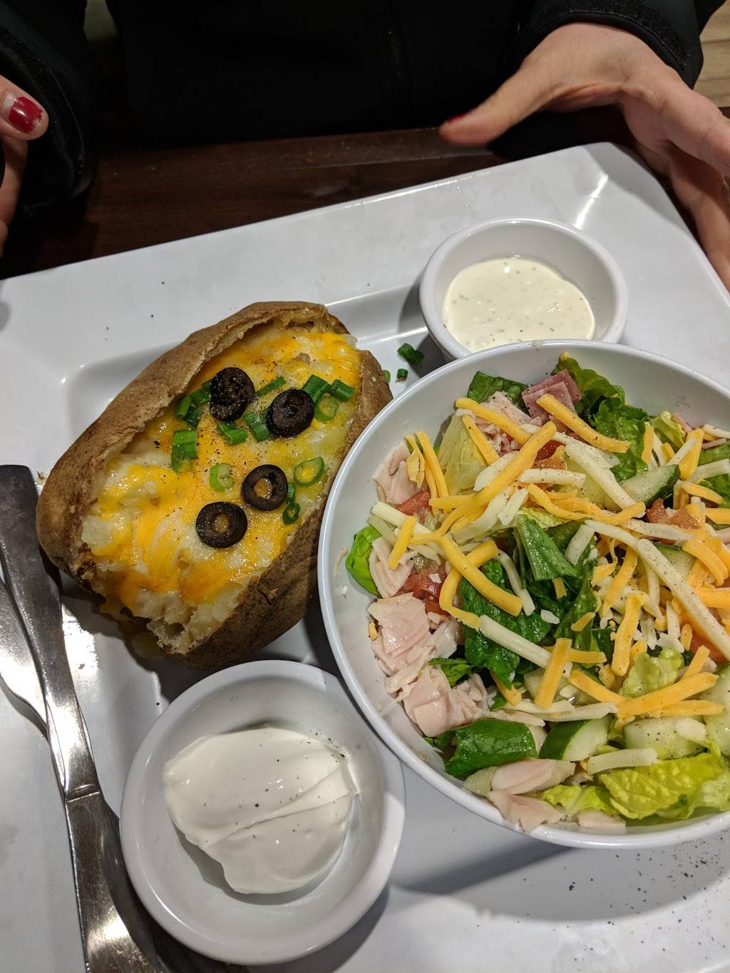 McAlisters Deli | restaurant | 4701 183A B, Cedar Park, TX 78613, USA | 5122603354 OR +1 512-260-3354