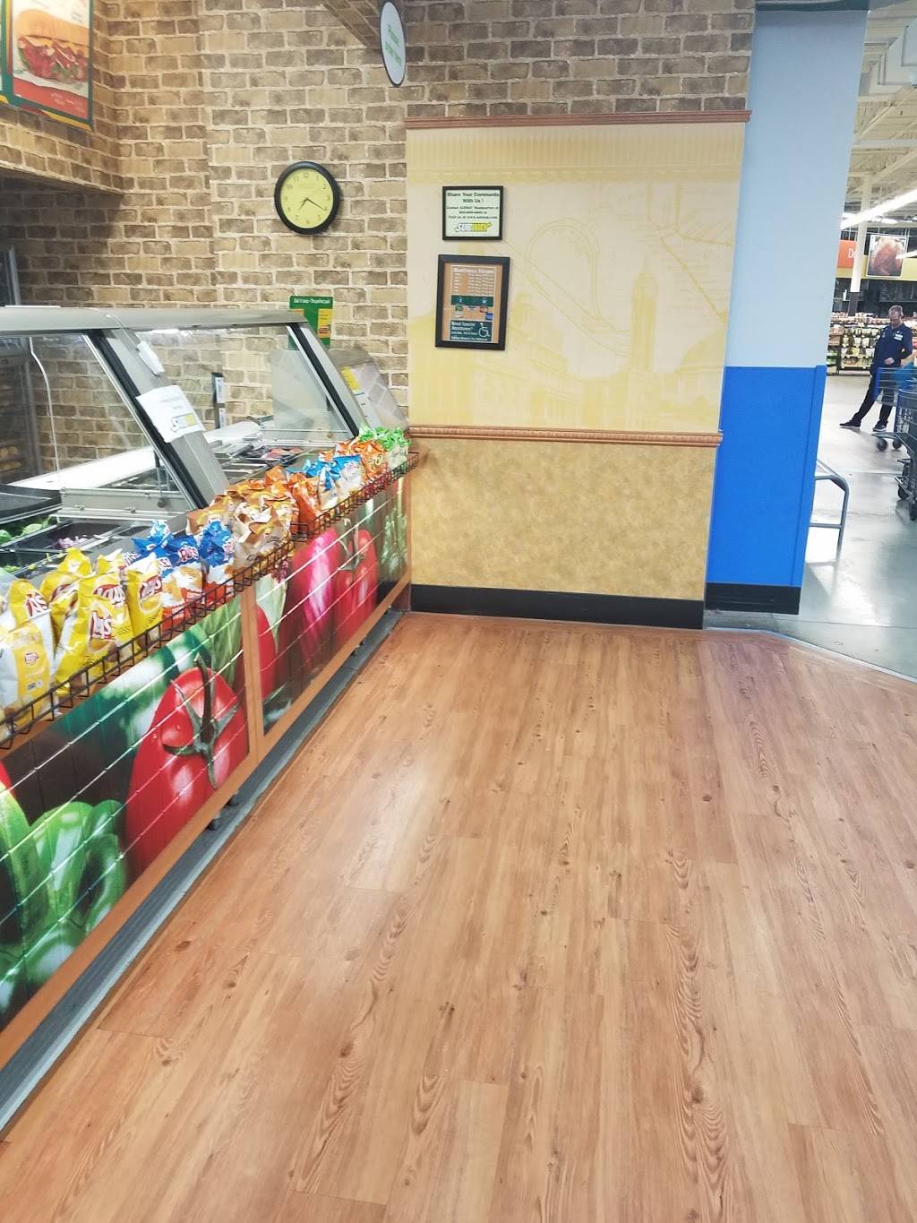 Subway | restaurant | 1013 I-94, Paw Paw, MI 49079, USA | 2696552200 OR +1 269-655-2200