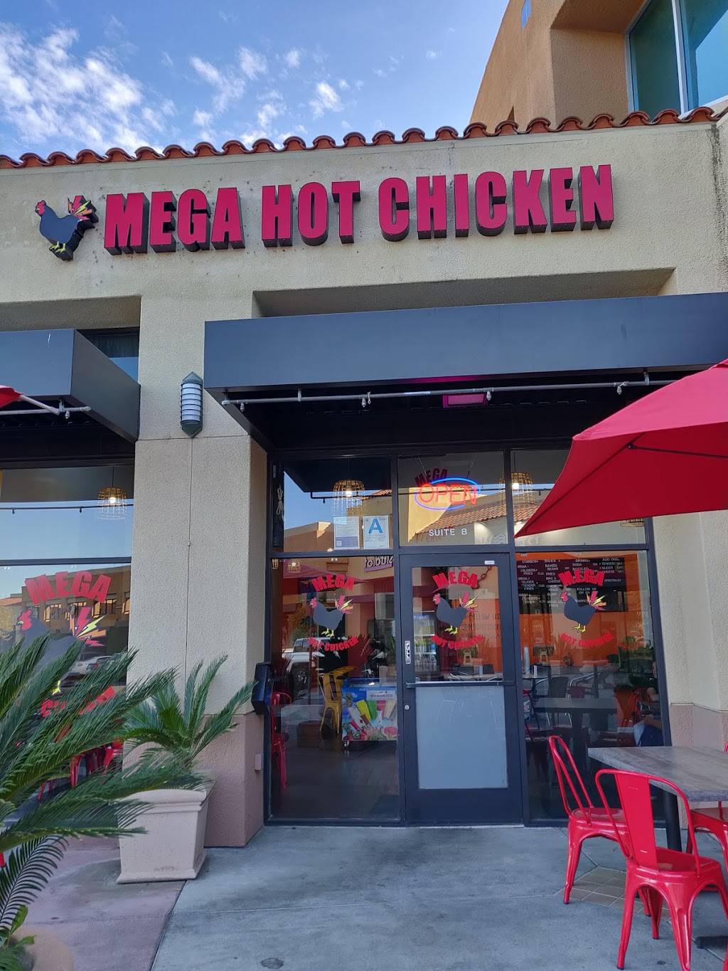 Mega Hot Chicken | restaurant | 23460 Cinema Dr, Santa Clarita, CA 91355, USA | 6614257764 OR +1 661-425-7764