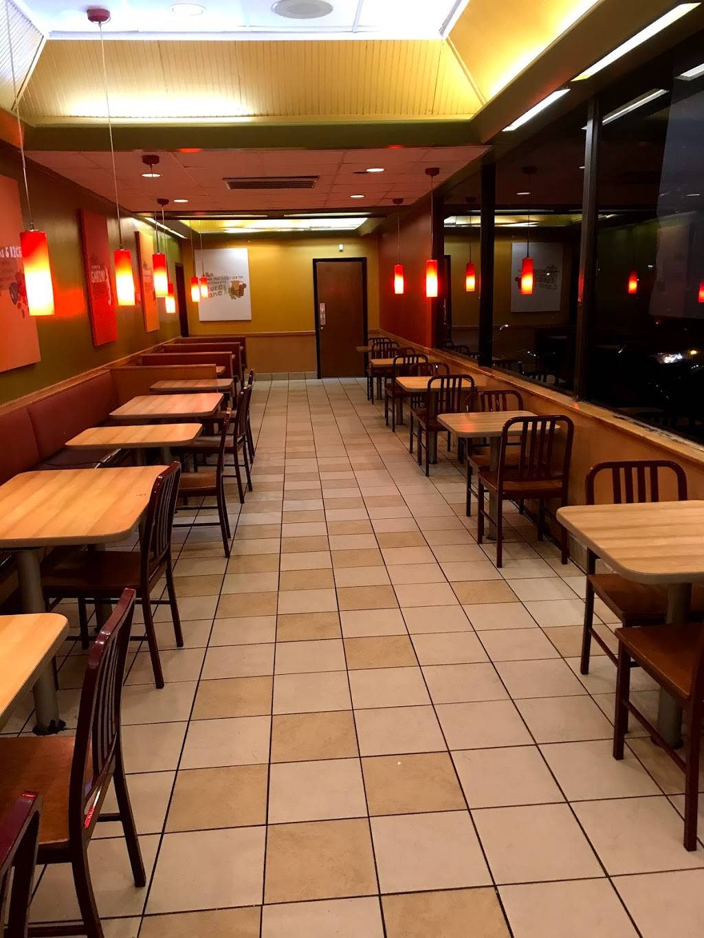 Popeyes Louisiana Kitchen | restaurant | 10706 Florida Blvd, Baton Rouge, LA 70815, USA | 2252721750 OR +1 225-272-1750