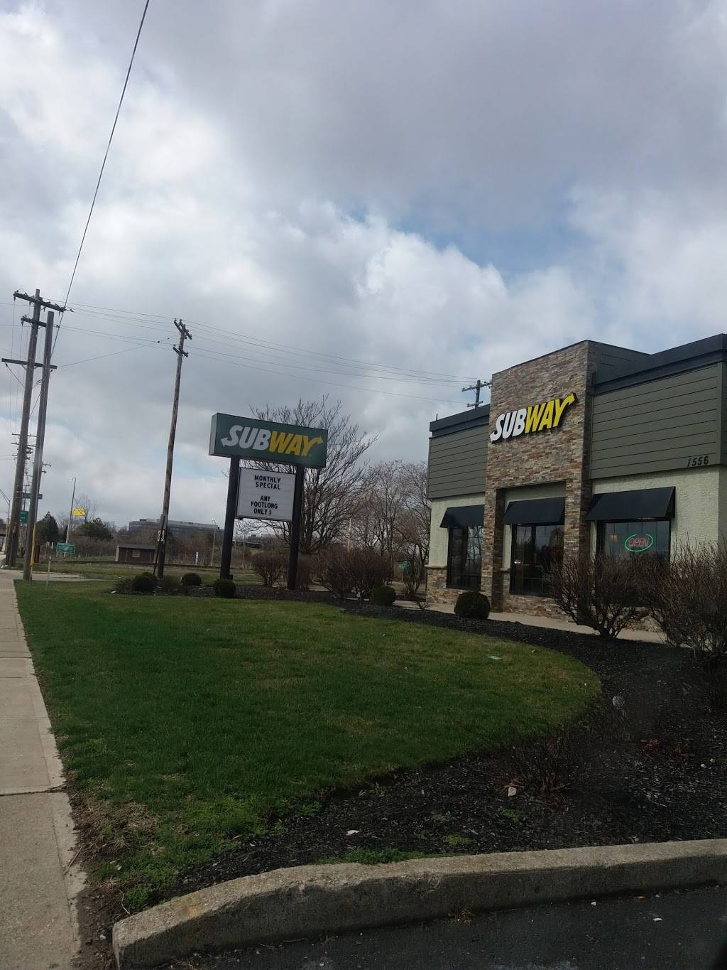 Subway Restaurants | restaurant | 1556 W Broad St, Columbus, OH 43222, USA | 6142728339 OR +1 614-272-8339