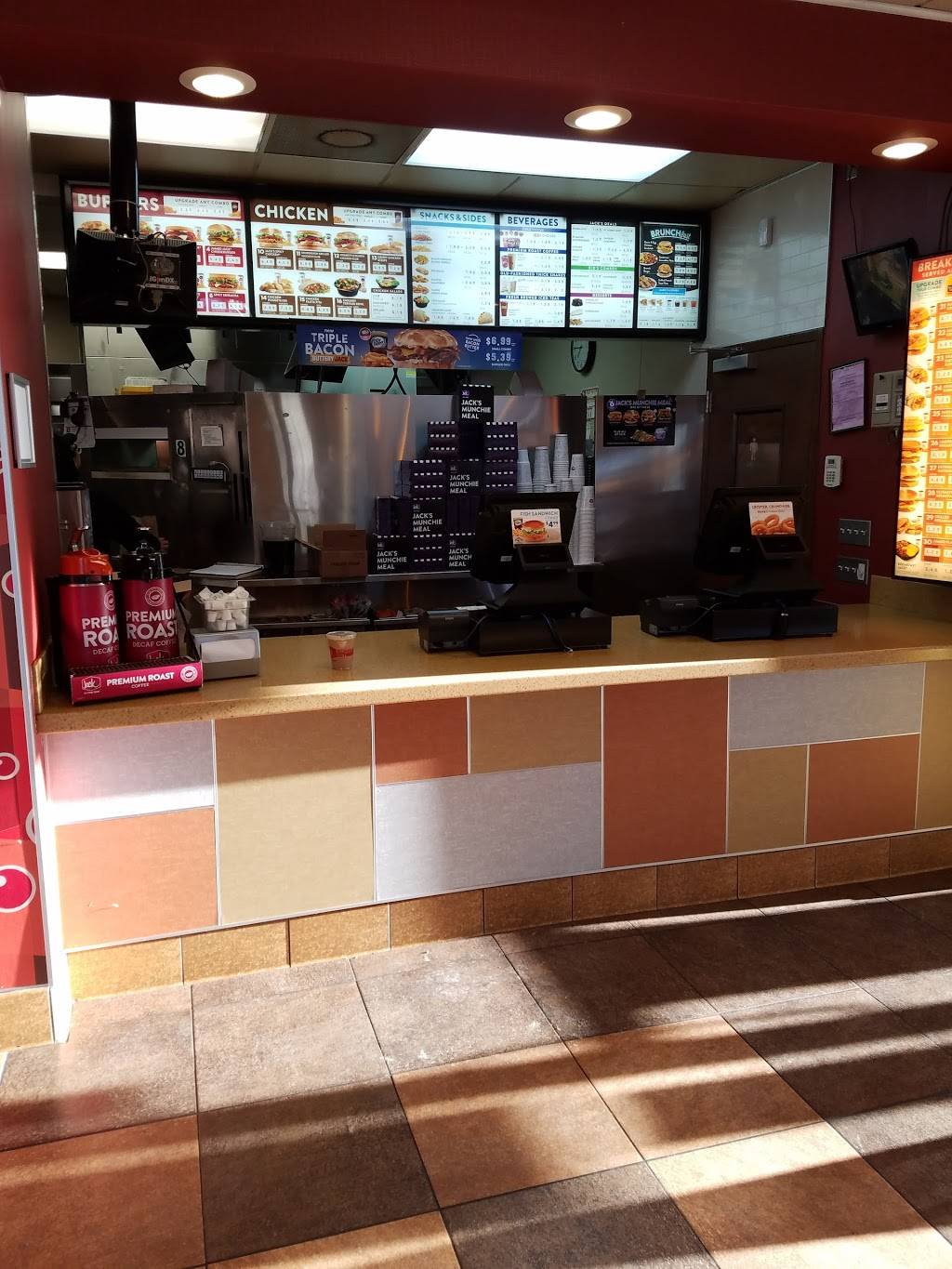 Jack in the Box | restaurant | 1213 California Ave, Pittsburg, CA 94565, USA | 9254320184 OR +1 925-432-0184