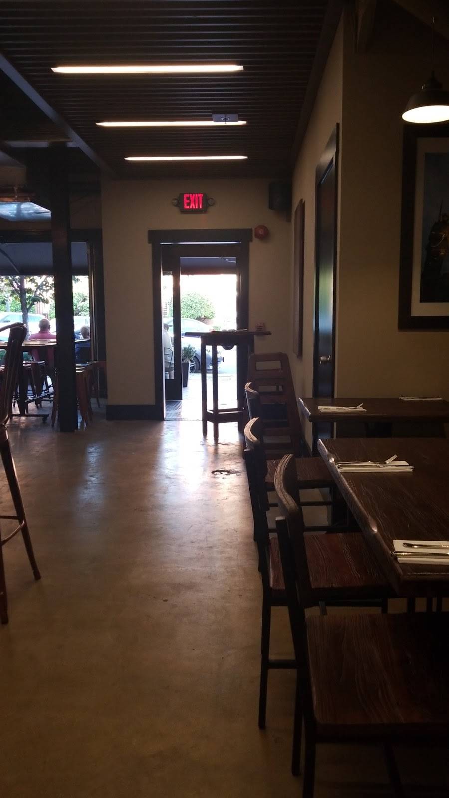 Valor Brewpub | restaurant | 723 8th St SE, Washington, DC 20003, USA | 2025478459 OR +1 202-547-8459