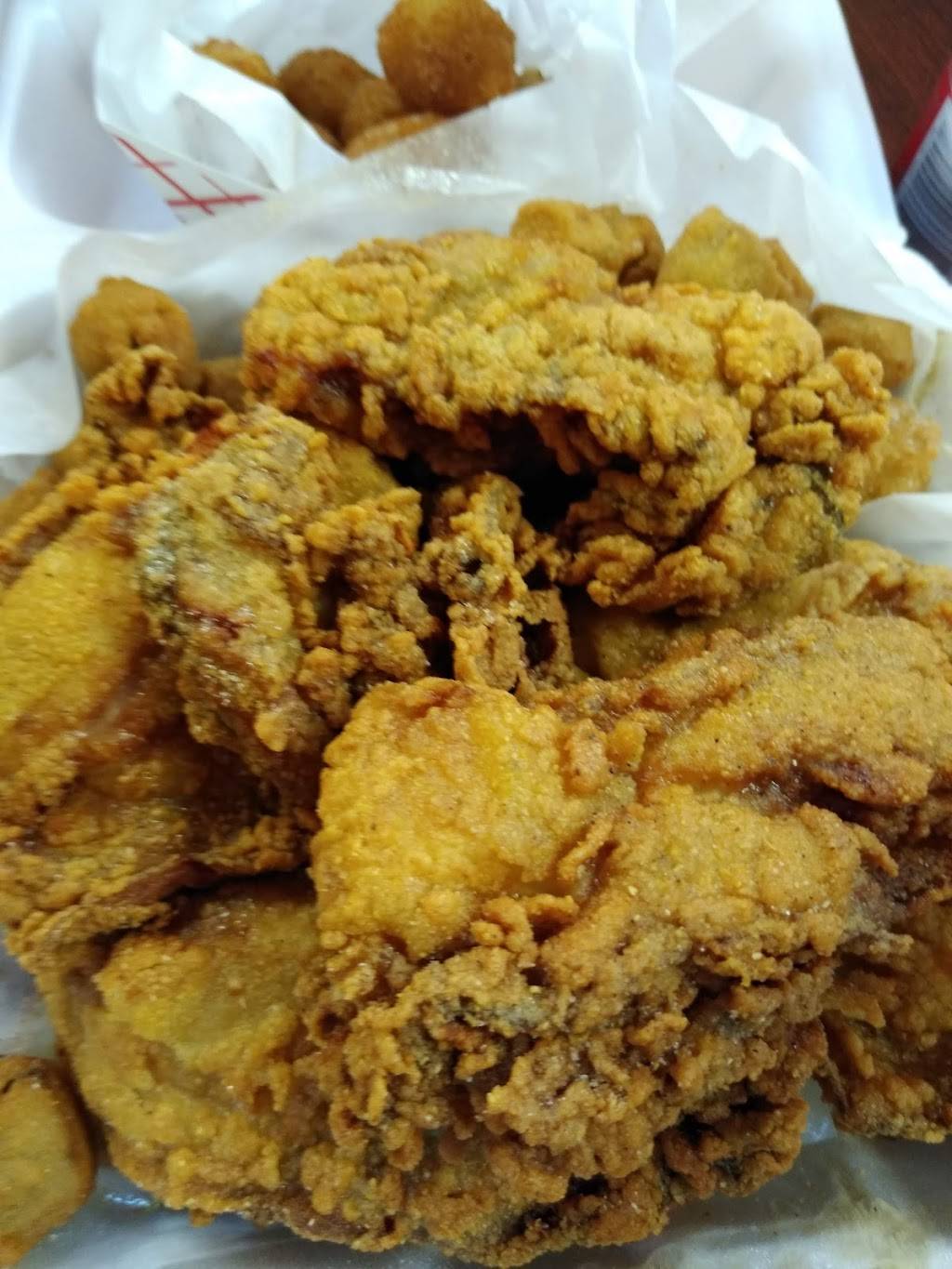J&J Fish and Chicken | restaurant | 5719 Rockbridge Rd SW, Stone Mountain, GA 30087, USA | 4705454799 OR +1 470-545-4799