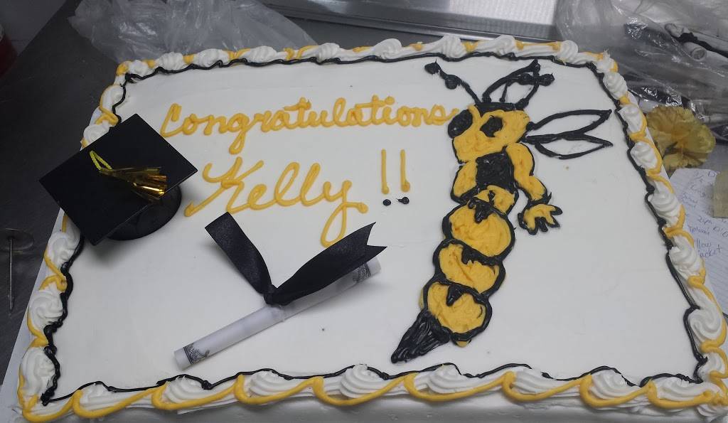 Northwoods Bakery & Cafe | restaurant | 115 Oak St E, Frederic, WI 54837, USA | 7153275509 OR +1 715-327-5509