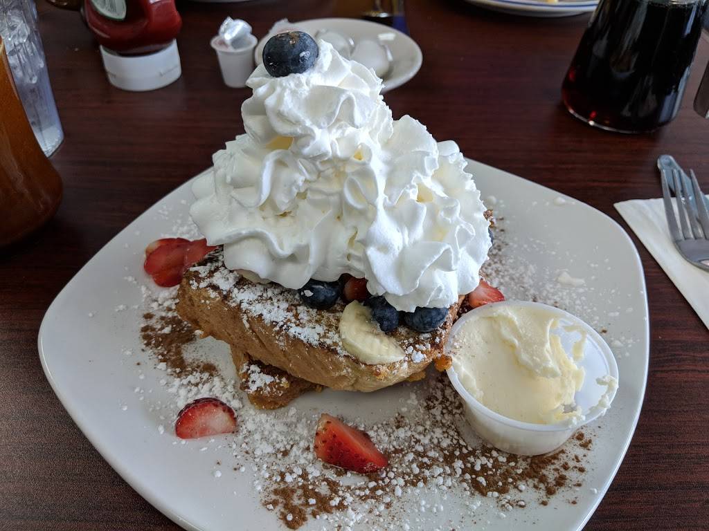 Plaza Diner | restaurant | 122 Main St, Oneonta, NY 13820, USA | 6074413393 OR +1 607-441-3393