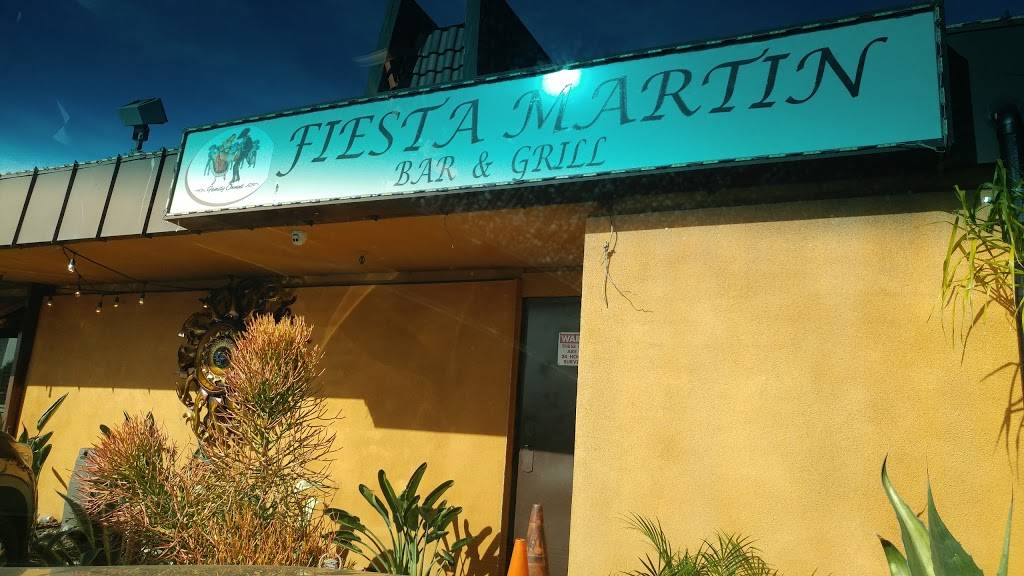 Fiesta Martin Bar And Grill | restaurant | 300 E Florence Ave, Inglewood, CA 90301, USA | 3106733300 OR +1 310-673-3300