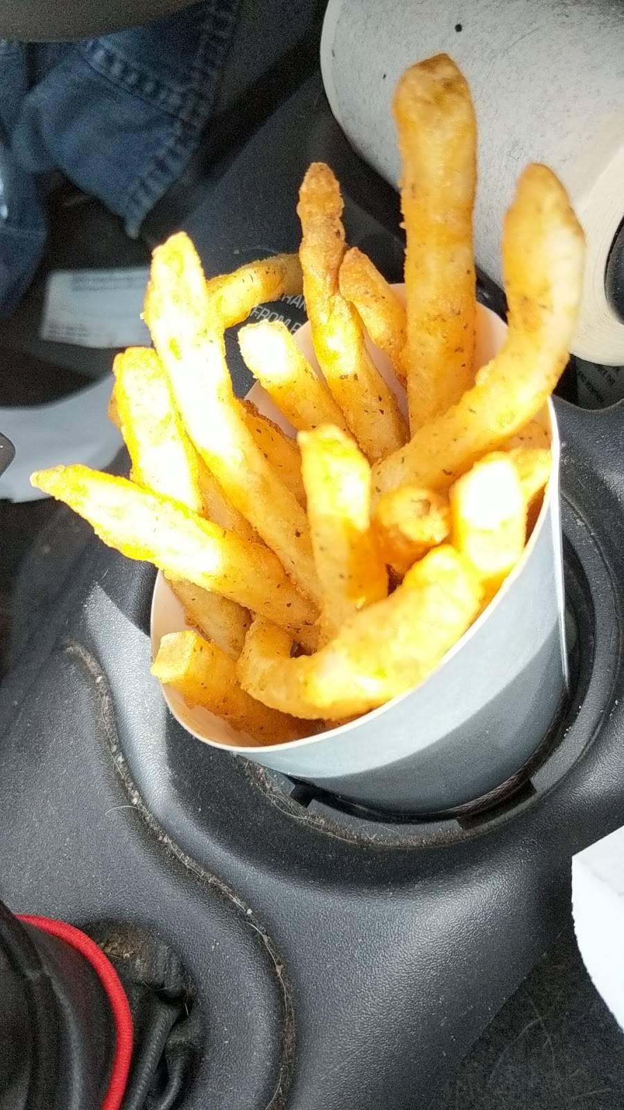 Good Times Burgers & Frozen Custard | restaurant | 4003 E 120th Ave, Thornton, CO 80233, USA | 3032520013 OR +1 303-252-0013