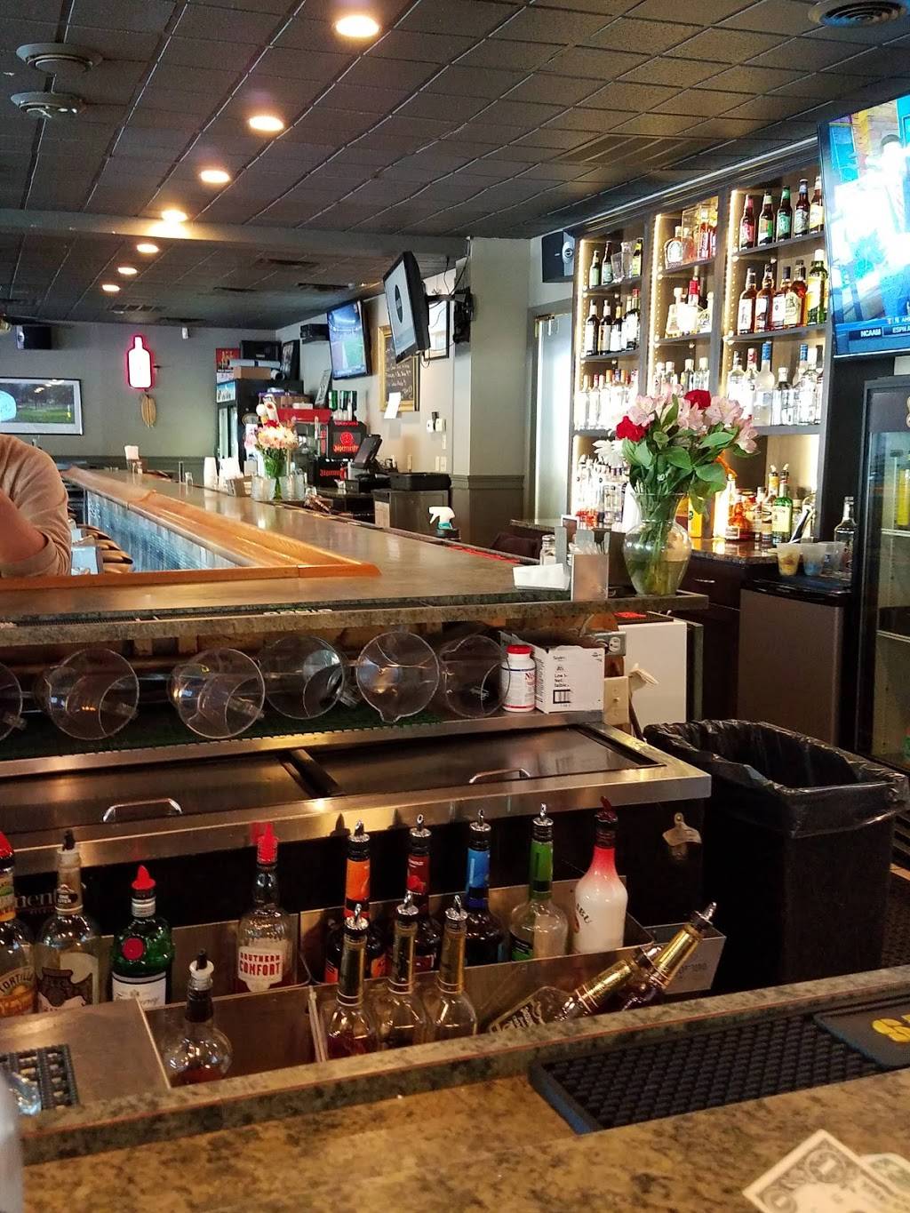 Shootis Bar and Grille | restaurant | 100 Boyce Park Dr, Pittsburgh, PA 15239, USA | 4127939865 OR +1 412-793-9865