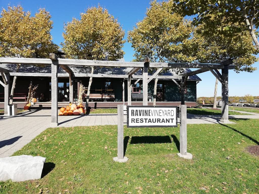 Ravine Vineyard Estate Winery | restaurant | 1366 York Rd, St. Davids, ON L0S 1P0, Canada | 9052628463 OR +1 905-262-8463