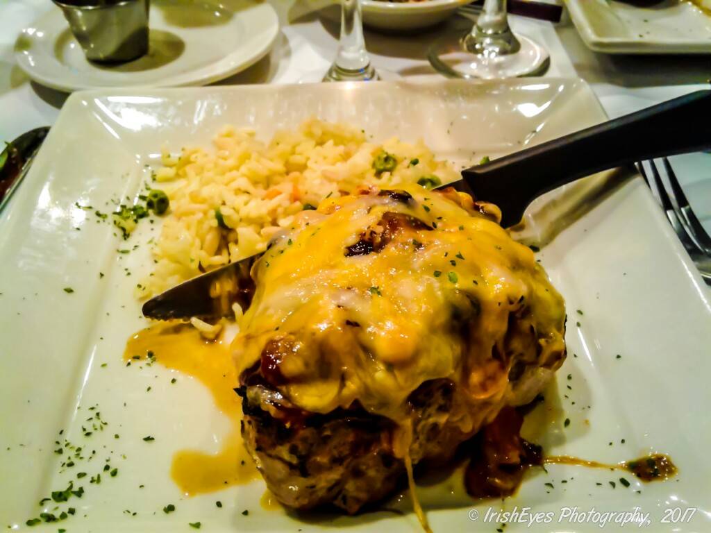 Cafe De Paris | restaurant | 1203, 97, Willard St, Quincy, MA 02169, USA | 6174729311 OR +1 617-472-9311