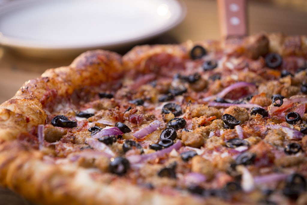 Hideaway Pizza | restaurant | 1170 S Amity Rd, Conway, AR 72032, USA | 5016974444 OR +1 501-697-4444