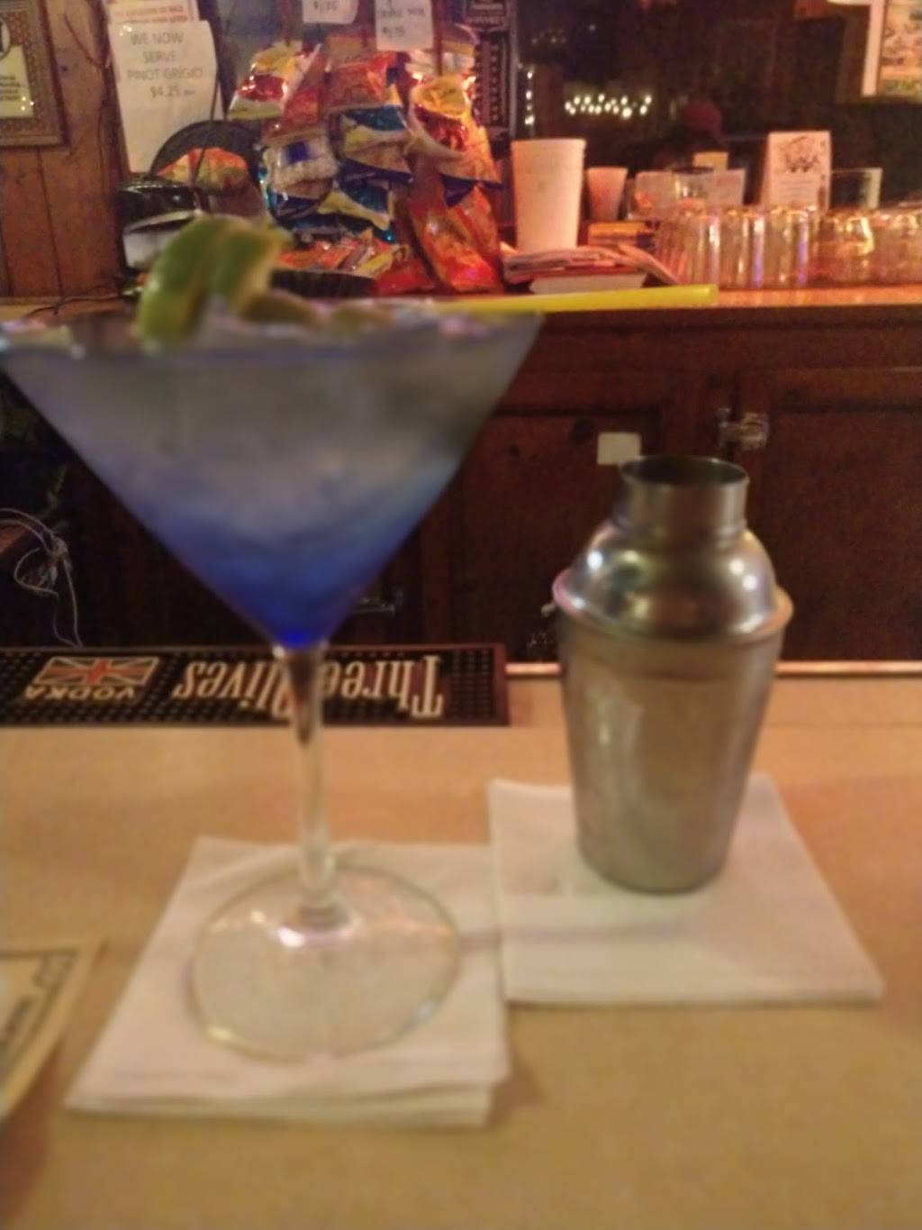 Schneiders Food & Drinks | restaurant | 3717 N 76th St, Milwaukee, WI 53222, USA | 4144666590 OR +1 414-466-6590