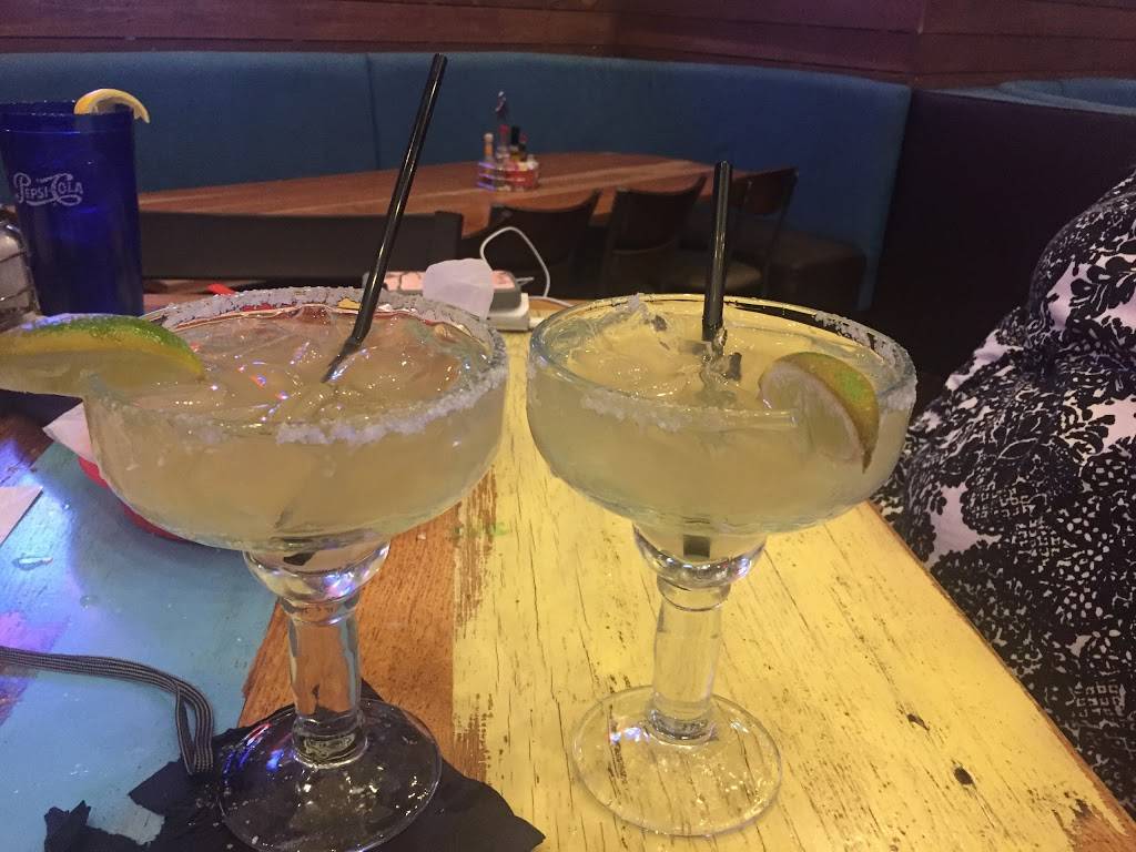 Salt | restaurant | 6751 N Sunset Blvd, Glendale, AZ 85305, USA | 6237727282 OR +1 623-772-7282