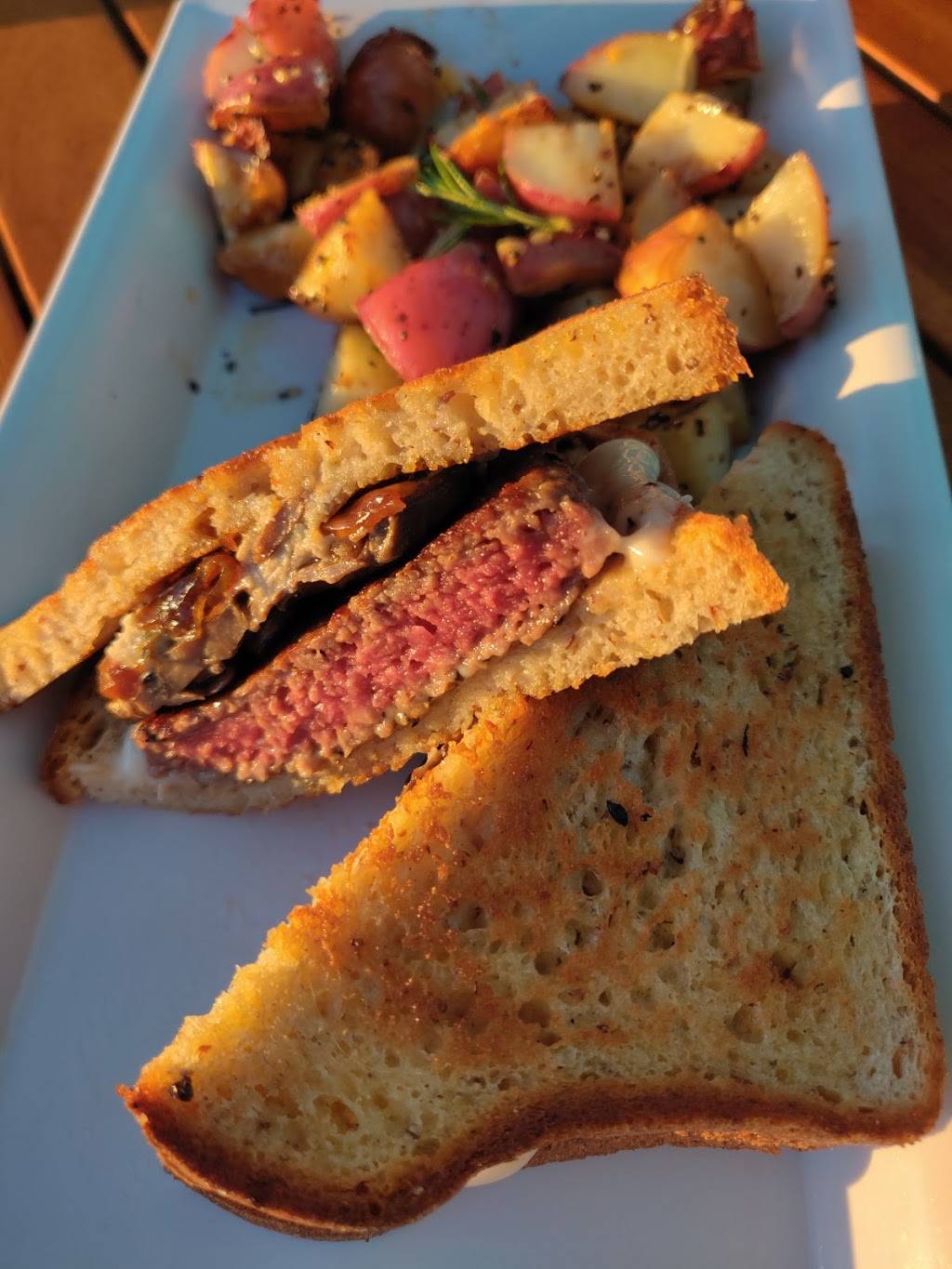 Brunch Bird | restaurant | 2209 S Congress Ave, Austin, TX 78704, USA | 5124624955 OR +1 512-462-4955