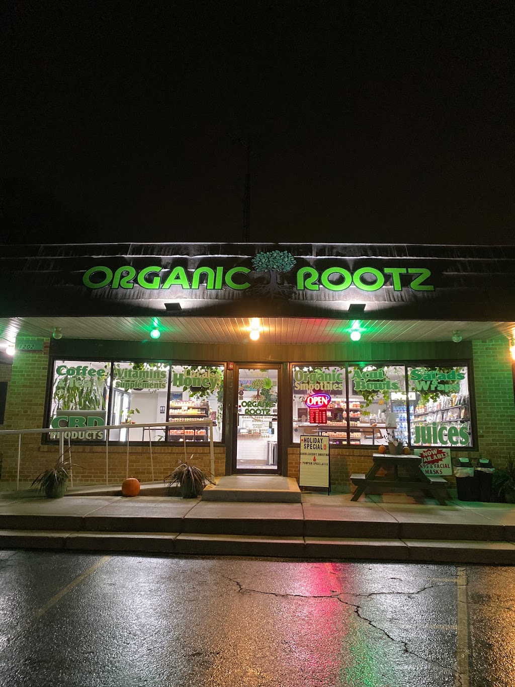 Organic Rootz | restaurant | 1202 S Main St, Algonquin, IL 60102, USA | 2242098648 OR +1 224-209-8648