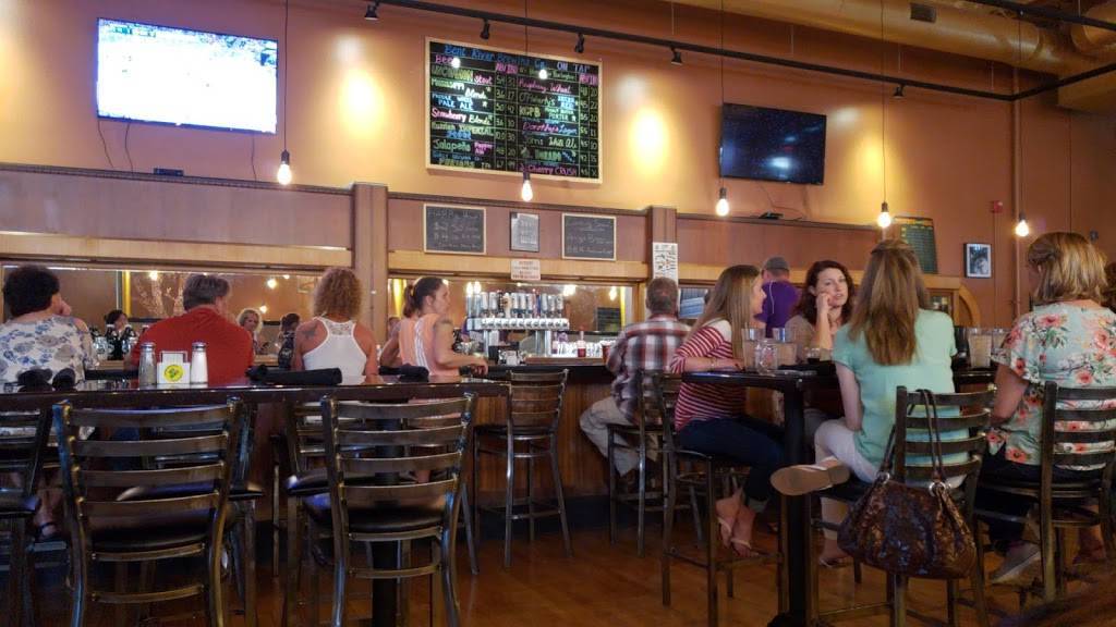 Bent River Brewing Company | restaurant | 500 Jefferson St, Burlington, IA 52601, USA | 3192092773 OR +1 319-209-2773
