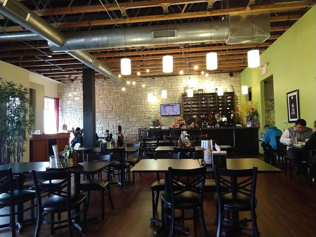 PHO One24 Brookfield | restaurant | 3705 N 124th St #400, Brookfield, WI 53005, USA | 2625831250 OR +1 262-583-1250