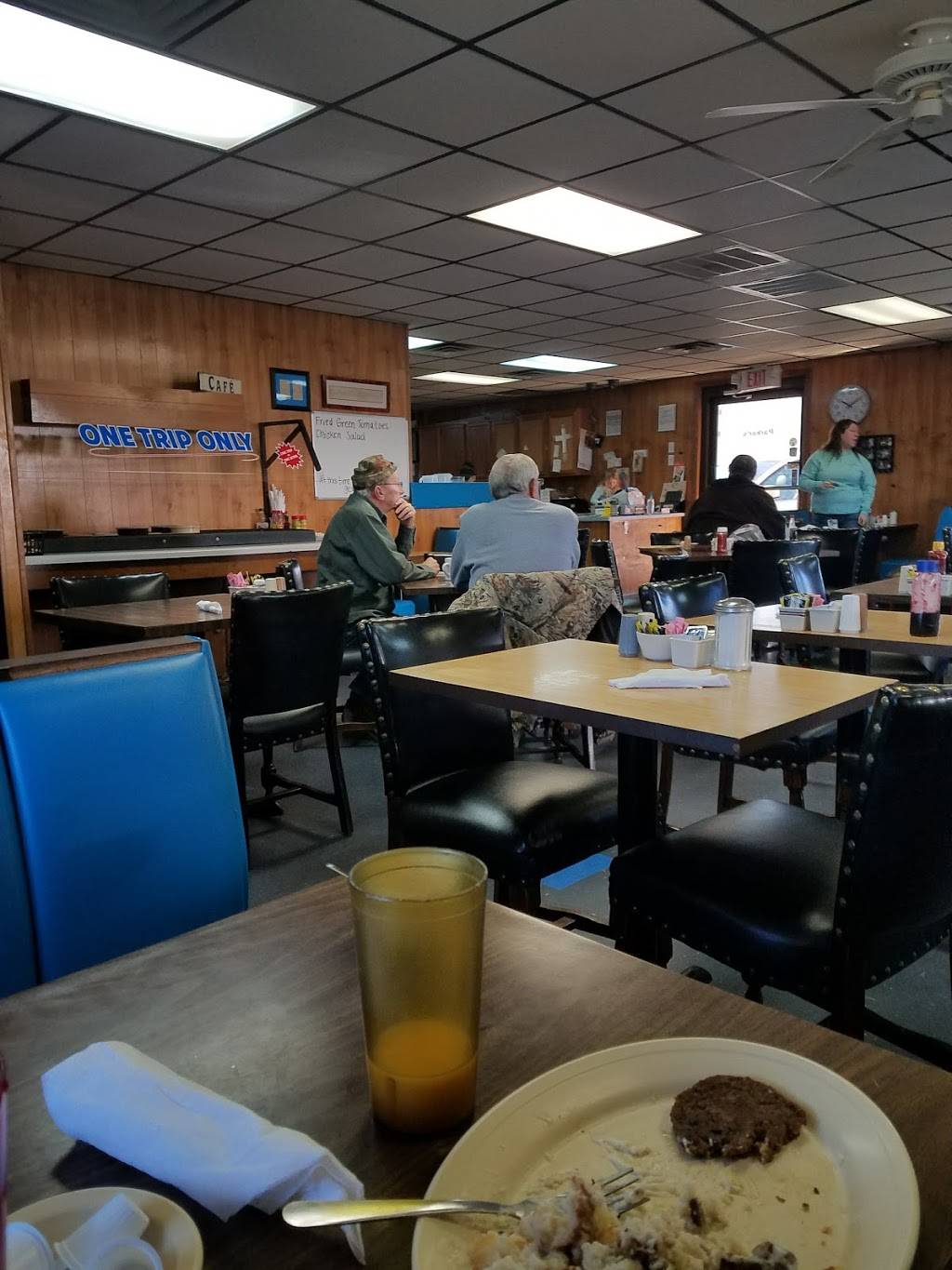 Parkers Restaurant | restaurant | 2800 E Walnut Ave, Dalton, GA 30721, USA | 7062784334 OR +1 706-278-4334