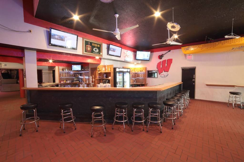 The Red Zone Madison | restaurant | 1212 Regent St, Madison, WI 53715, USA | 6082516766 OR +1 608-251-6766