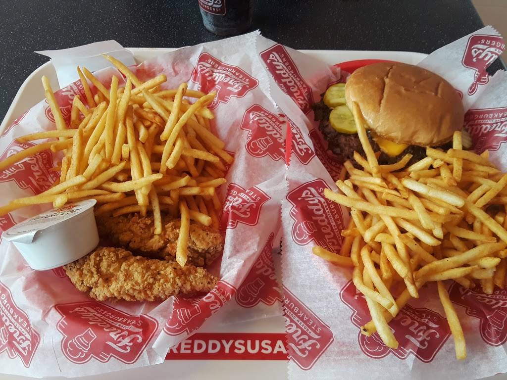Freddys Frozen Custard & Steakburgers | restaurant | 301 Doug Baker Blvd, Birmingham, AL 35242, USA | 2057392282 OR +1 205-739-2282