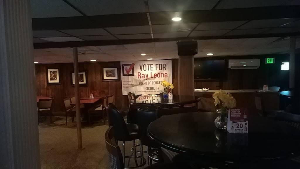 Blairs | restaurant | 726 Londontown Rd, Edgewater, MD 21037, USA | 4109569799 OR +1 410-956-9799