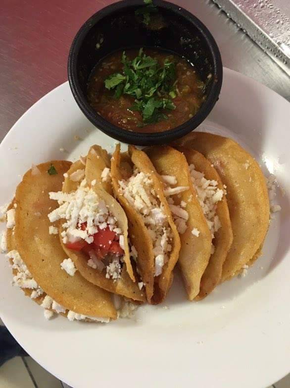 La Cocina De Conchita | restaurant | 10950 Bissonnet St, Houston, TX 77099, USA | 2815610330 OR +1 281-561-0330