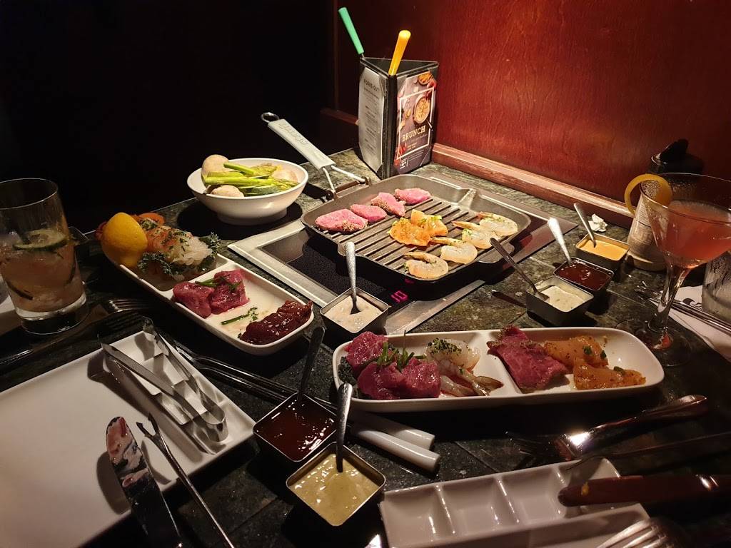 The Melting Pot | restaurant | 1949 Ringling Blvd, Sarasota, FL 34236, USA | 9413652628 OR +1 941-365-2628