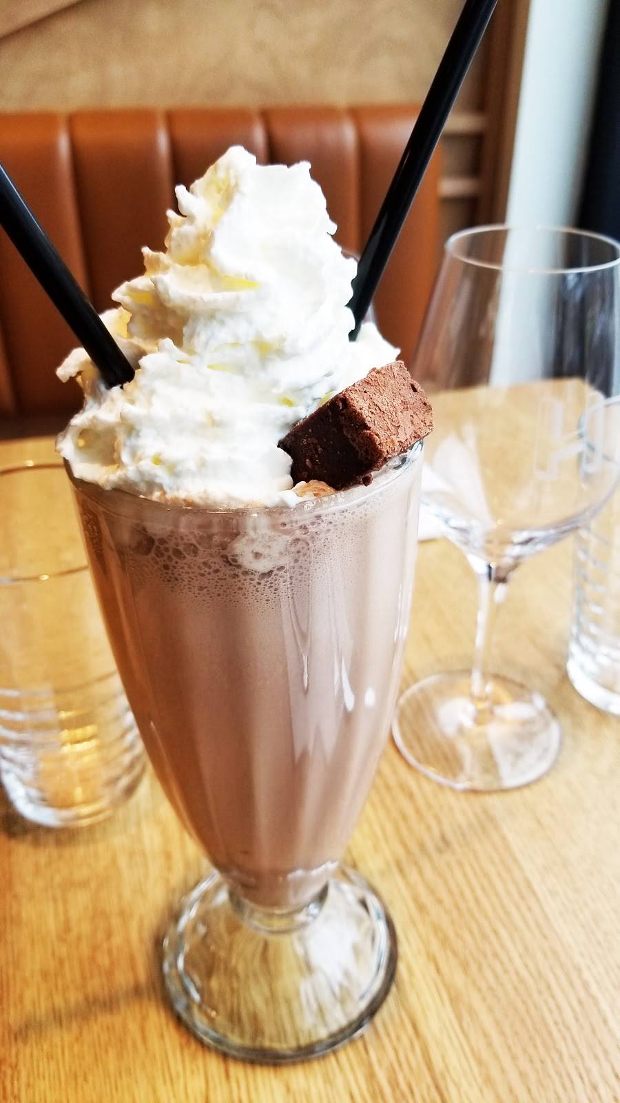 Heirloom | restaurant | 3991 Rue Ontario E, Montréal, QC H1W 1T1, Canada | 5149058211 OR +1 514-905-8211