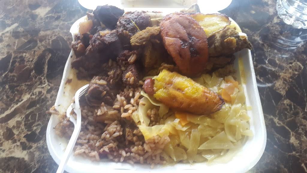 Montego Bay Restaurant & Grill | restaurant | 700 Bellwood Ave, Bellwood, IL 60104, USA | 7085474625 OR +1 708-547-4625