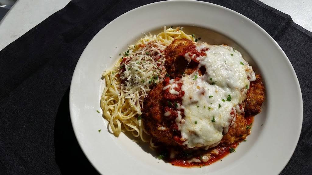 Josephs Italian Bistro & Chop House | restaurant | 5003 OQuinn Blvd SE C, Southport, NC 28461, USA | 9104544440 OR +1 910-454-4440