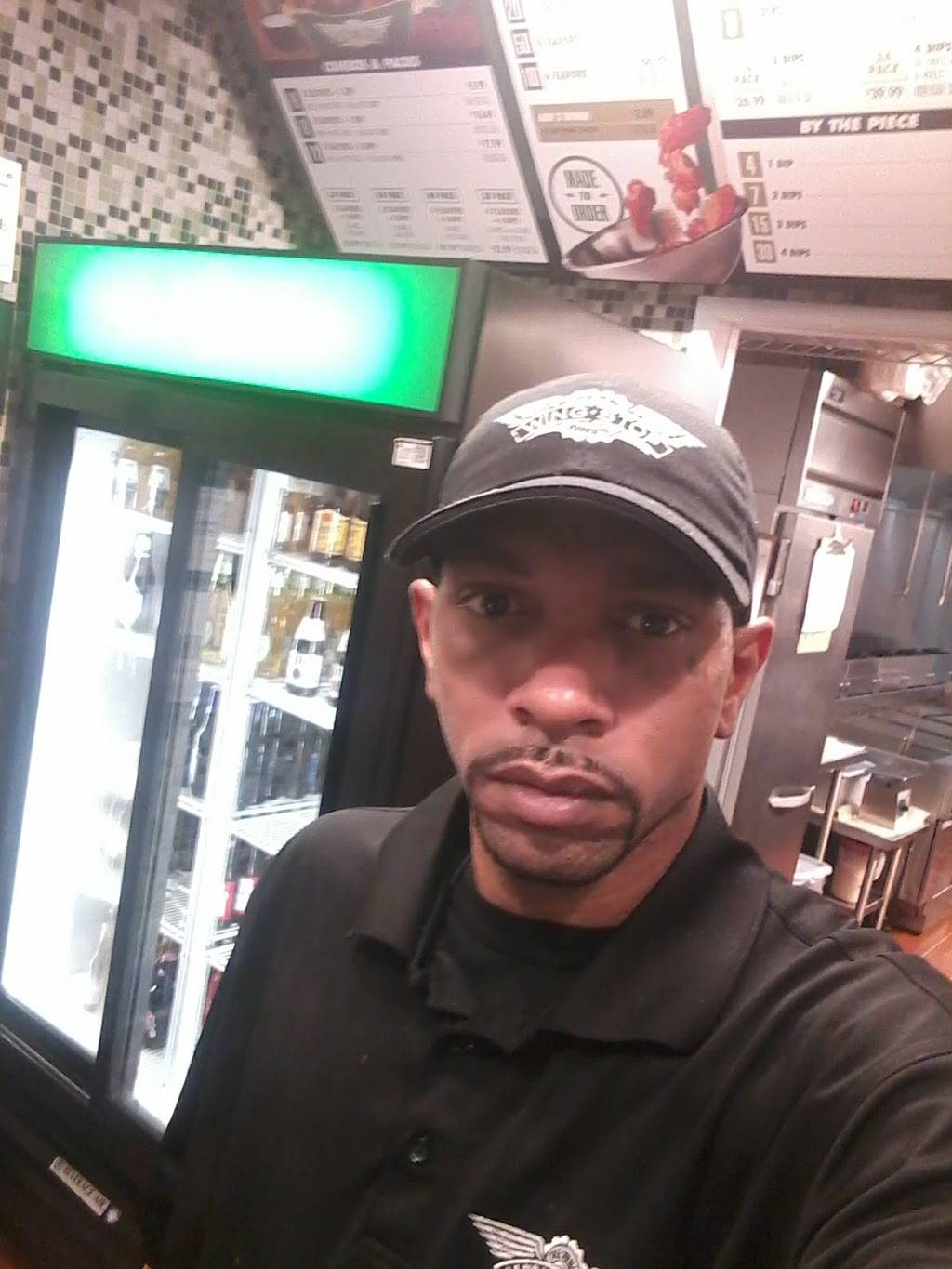 Wingstop | restaurant | 3850 College St Ste 200, Beaumont, TX 77701, USA | 4092139464 OR +1 409-213-9464