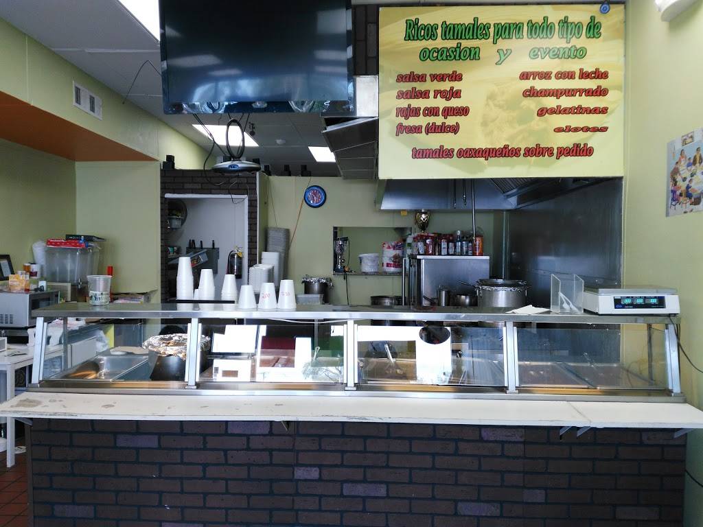 Tamalería Muños | restaurant | 1835 Algonquin Rd, Mt Prospect, IL 60056, USA | 8473619728 OR +1 847-361-9728