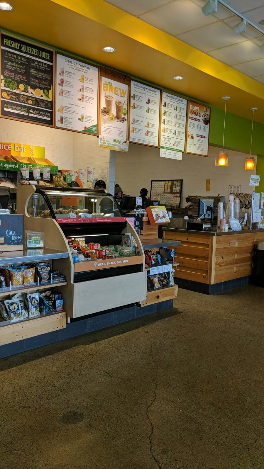 Jamba Juice South Salinas Plaza Shopping Center | restaurant | 1126 S Main St, Salinas, CA 93901, USA | 8317557777 OR +1 831-755-7777