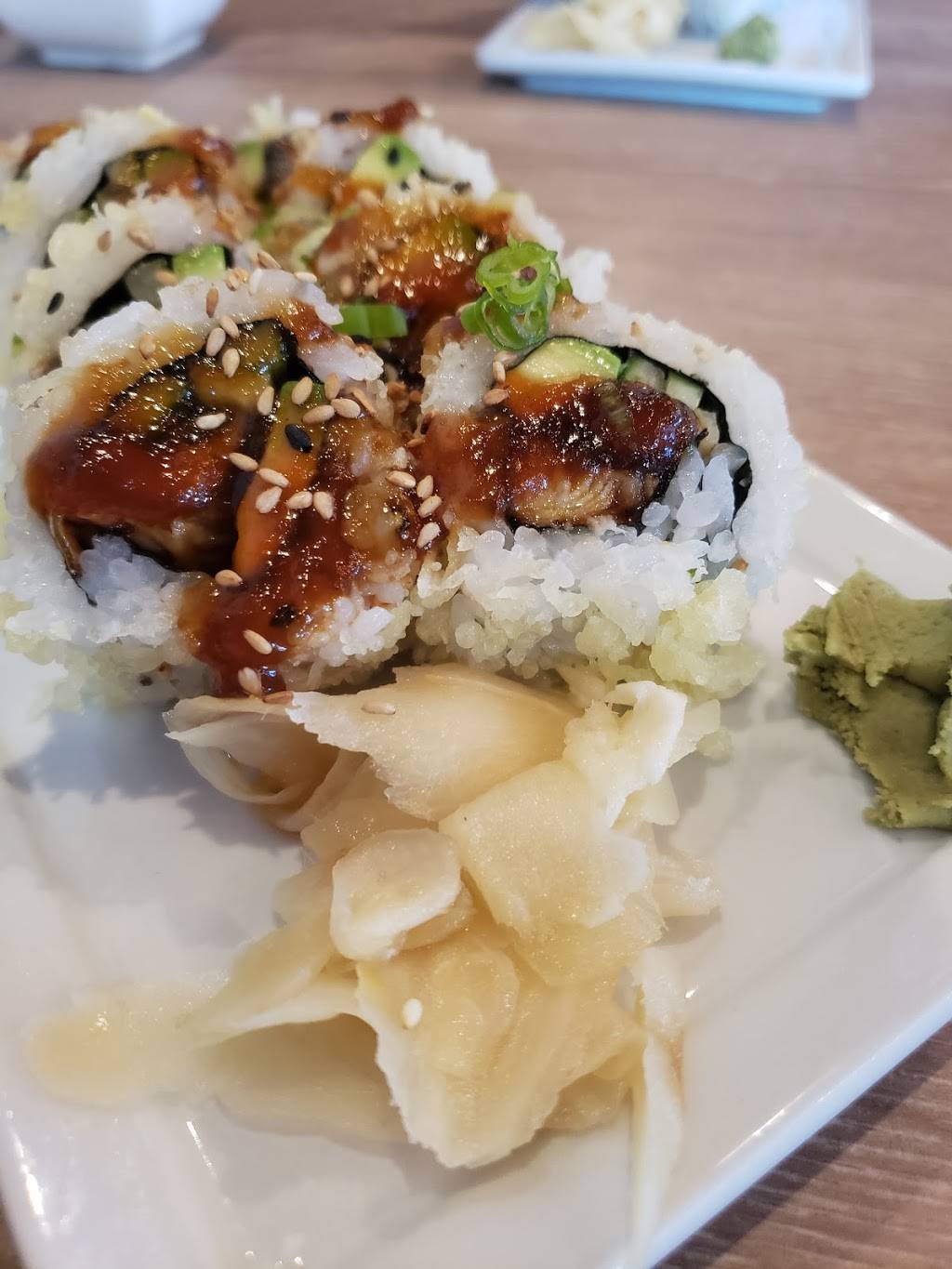 Ugly Tuna Sushi | restaurant | 15459 W Bell Rd #113, Surprise, AZ 85374, USA | 6232481957 OR +1 623-248-1957