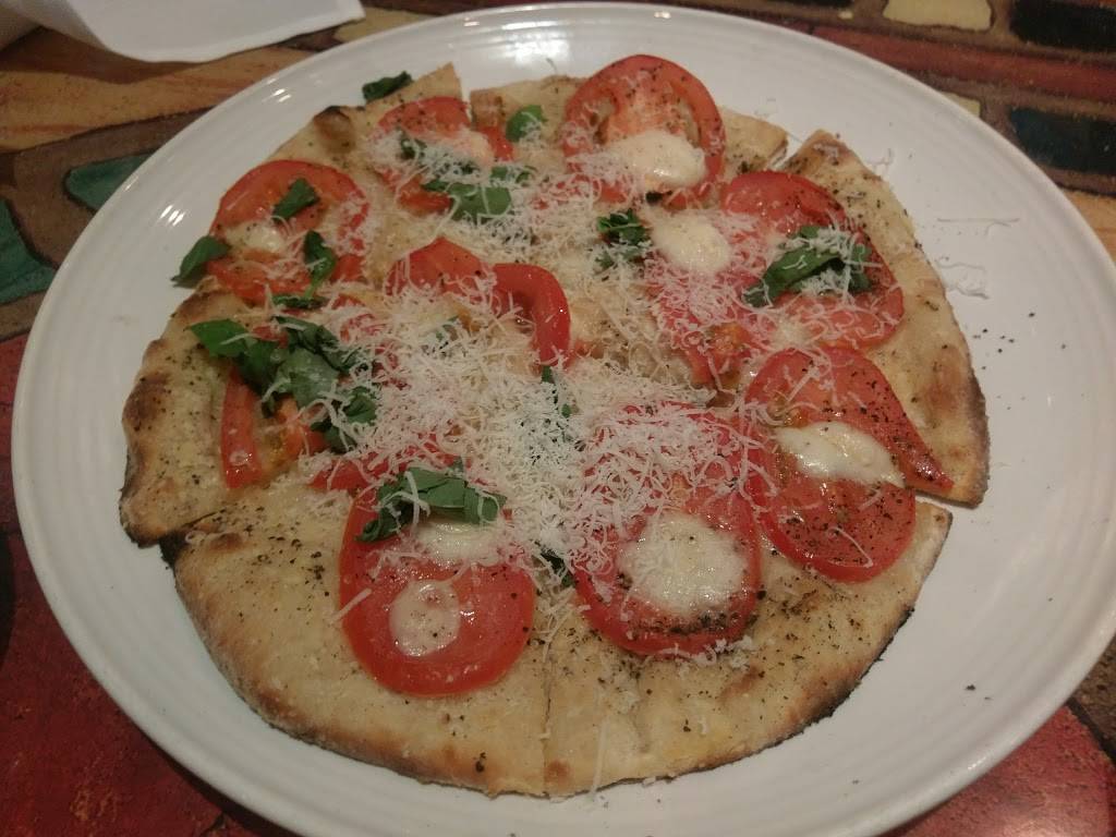 Carrabbas Italian Grill | meal takeaway | 19900 E Valley View Pkwy, Independence, MO 64055, USA | 8167959944 OR +1 816-795-9944