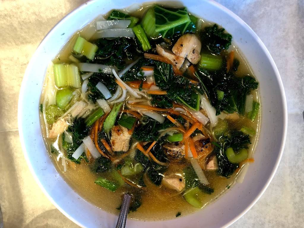 CoreLife Eatery | restaurant | 5040 N Big Hollow Rd, Peoria, IL 61615, USA | 3096436364 OR +1 309-643-6364