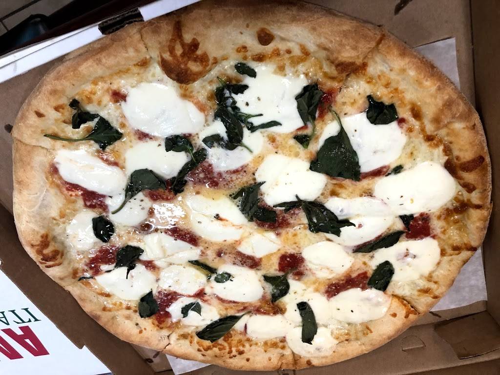 Amalfi Pizza | restaurant | 208 Suburban Dr, Newark, DE 19711, USA | 3027385950 OR +1 302-738-5950