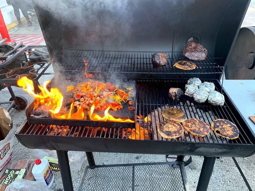 The Salmon Burger | restaurant | 1940 N 30th Rd, Hollywood, FL 33021, USA | 7866223805 OR +1 786-622-3805