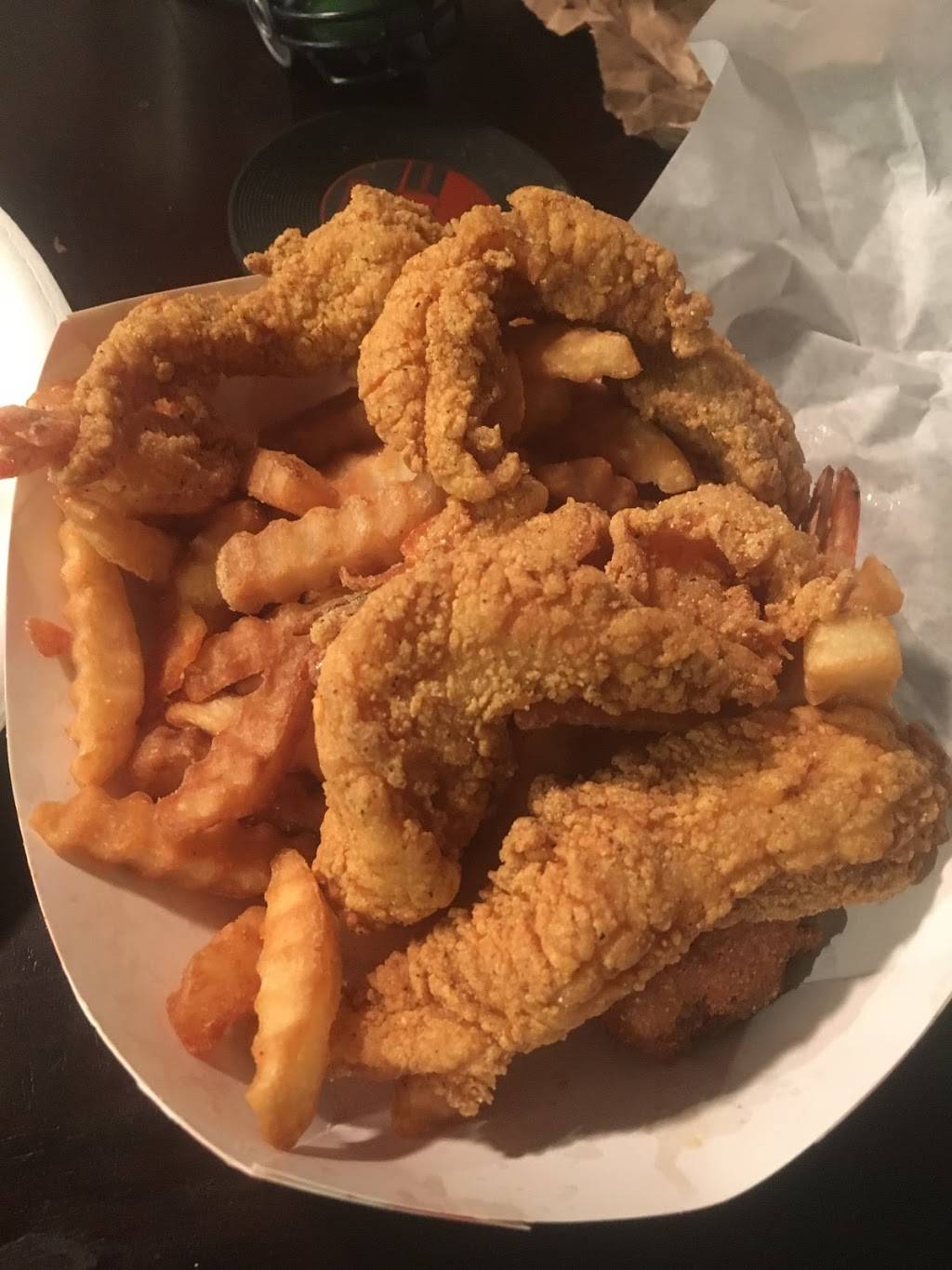 Central Fish Market | restaurant | 1724 Rosecrans Ave, Compton, CA 90220, USA | 3105375126 OR +1 310-537-5126