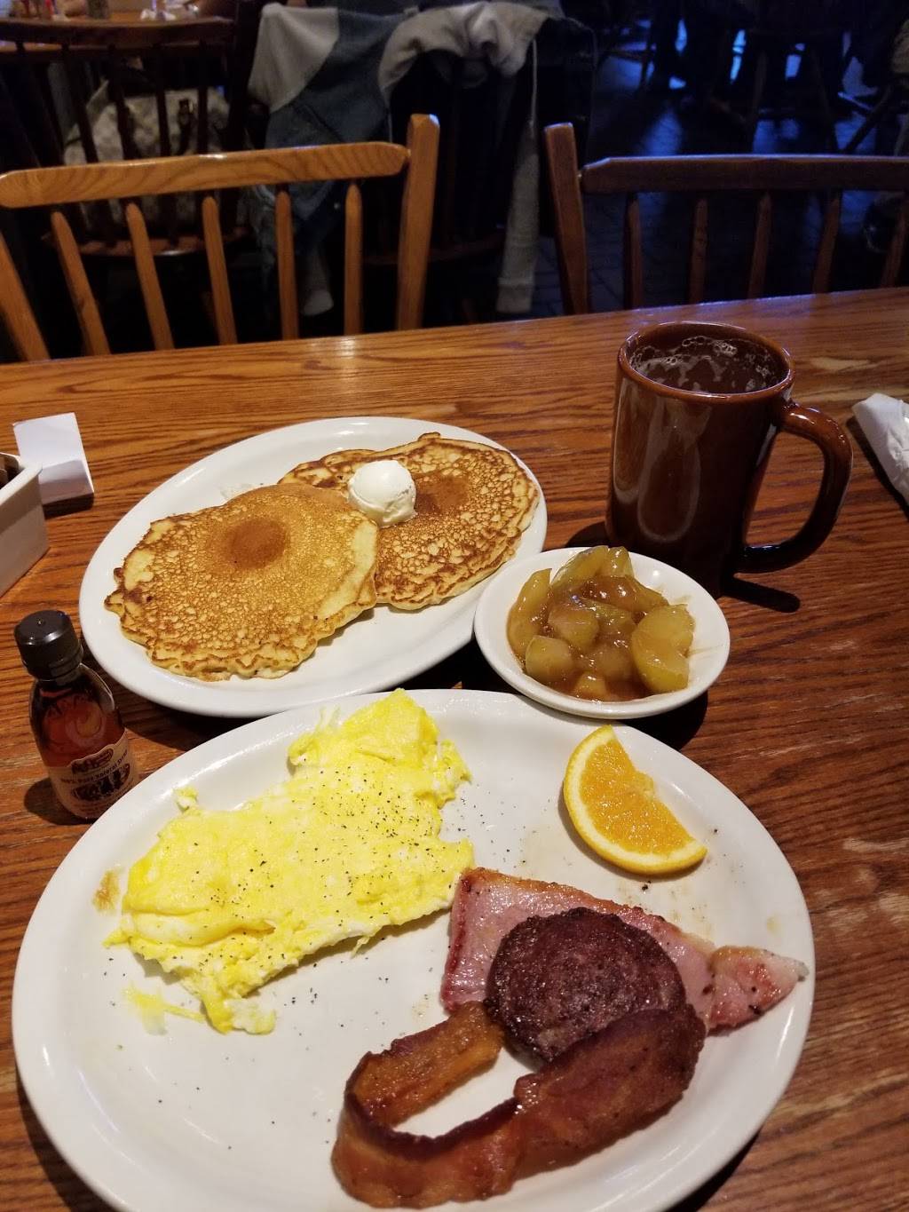 Cracker Barrel Old Country Store | restaurant | 67781 Mall Rd, St Clairsville, OH 43950, USA | 7406992662 OR +1 740-699-2662