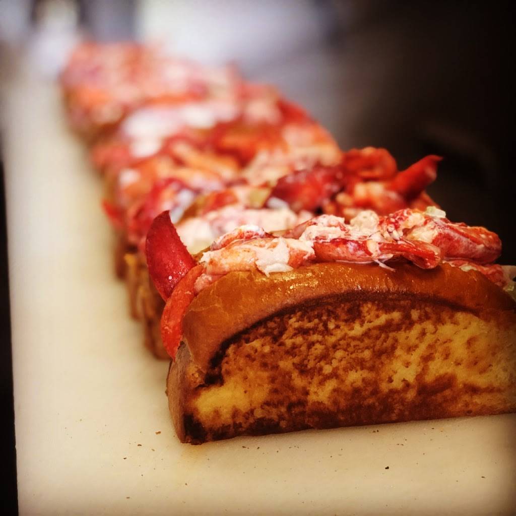 DJs Clam Shack East Northport | restaurant | 1972 E Jericho Turnpike, East Northport, NY 11731, USA | 6314869474 OR +1 631-486-9474