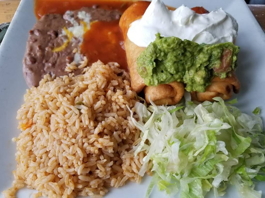 South of the Border | restaurant | 335 Wantagh Ave, Levittown, NY 11756, USA | 5167964400 OR +1 516-796-4400