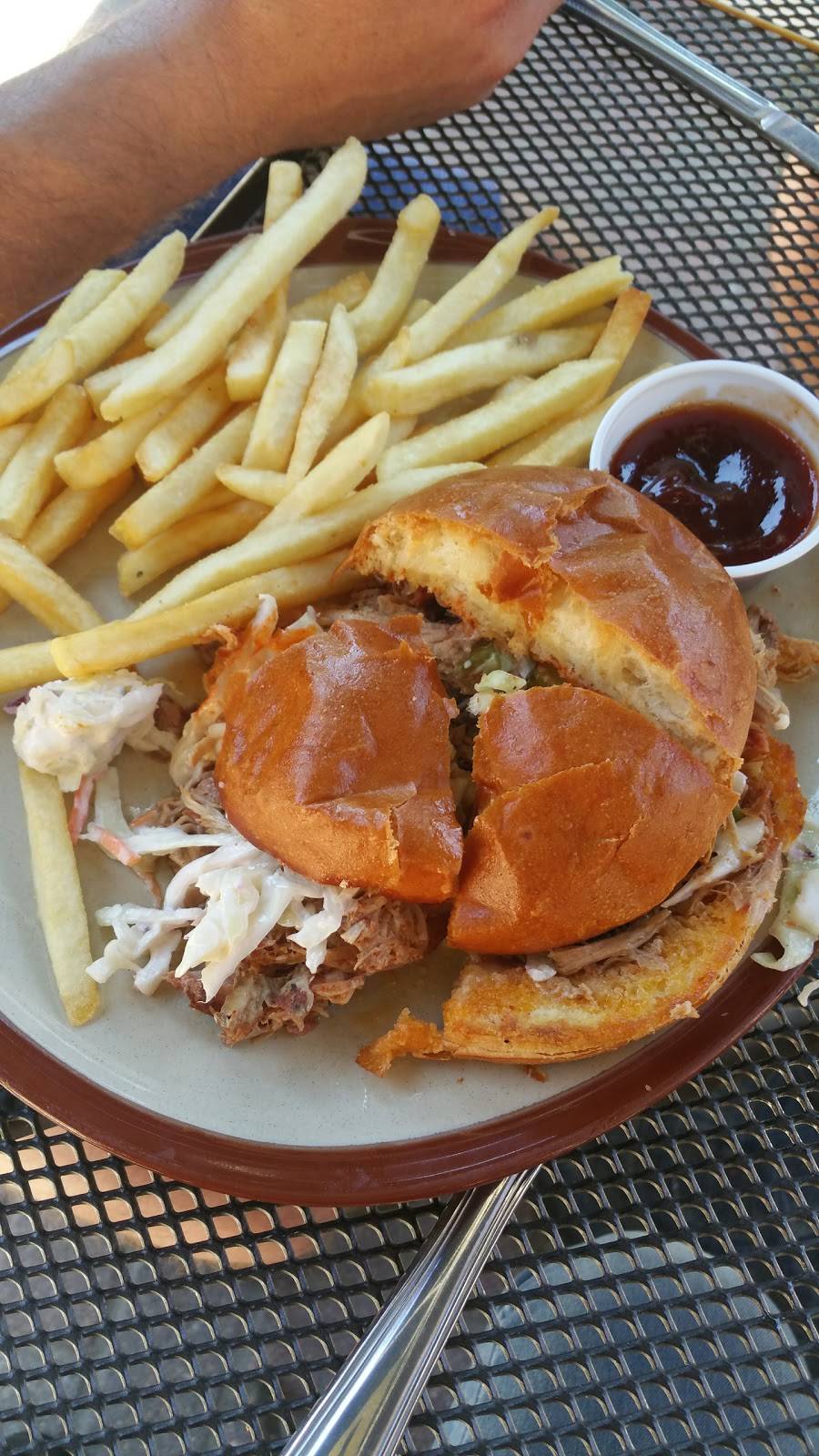 Tabernash Tavern | restaurant | 72287 US-40, Tabernash, CO 80478, USA | 9707264430 OR +1 970-726-4430