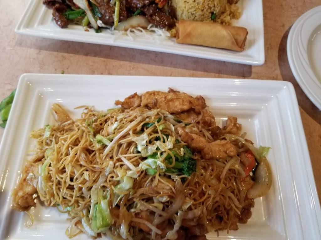 New Garden Asian Cuisine | restaurant | 300 Broadway St #21, Seaside, OR 97138, USA | 5037389639 OR +1 503-738-9639