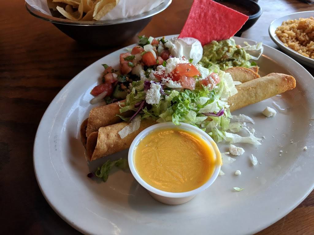 Iguanas Ranas Cantina | restaurant | w 77581, 6200 Broadway St, Pearland, TX 77581, USA | 8322304878 OR +1 832-230-4878